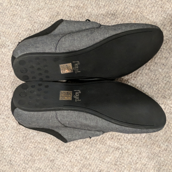 Mens Floyd canvas dress shoes never worn - Picture 2 of 3